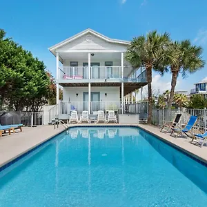  Holiday home A Vip Hideaway United States