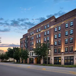 Hotel Fairfield & By Marriott Downtown Historic District