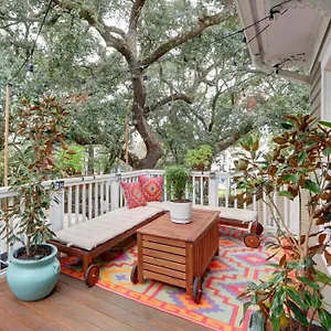  Holiday home Park Avenue Treehouse